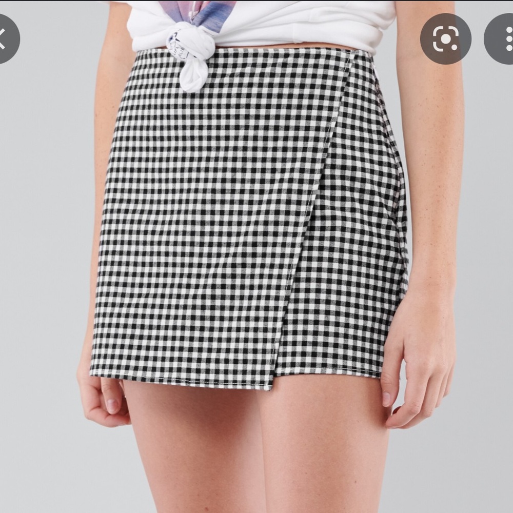 Hollister High-Rise Wrap Front Skort, XS